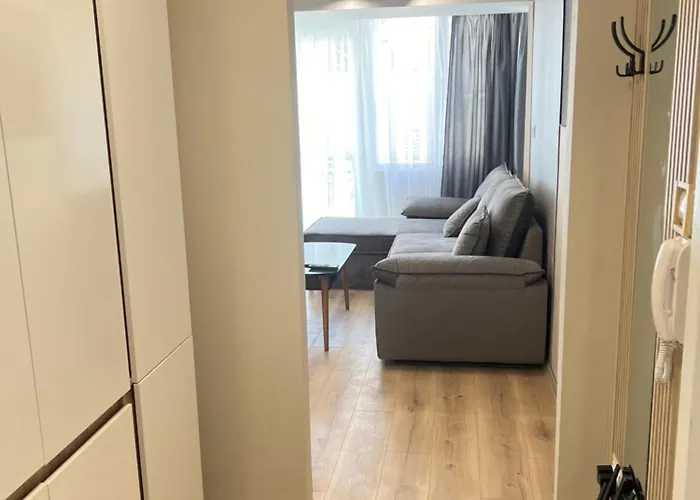 Apartamento With Parking For Normal To Middle Sized Cars *