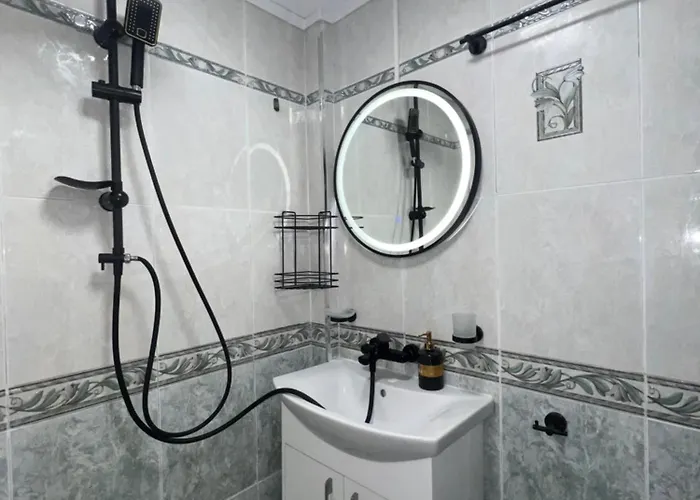 With Parking For Normal To Middle Sized Cars Apartmán *