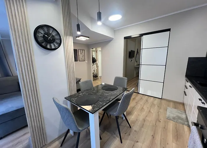 With Parking For Normal To Middle Sized Cars *