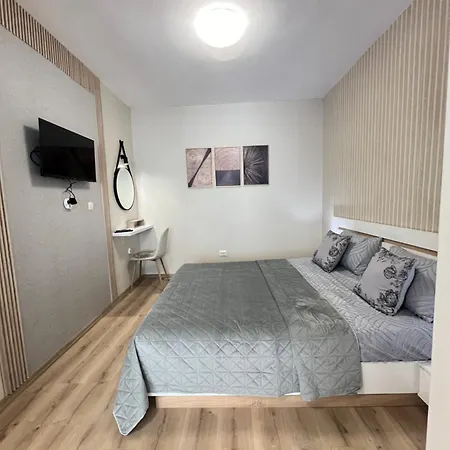 With Parking For Normal To Middle Sized Cars * Varna