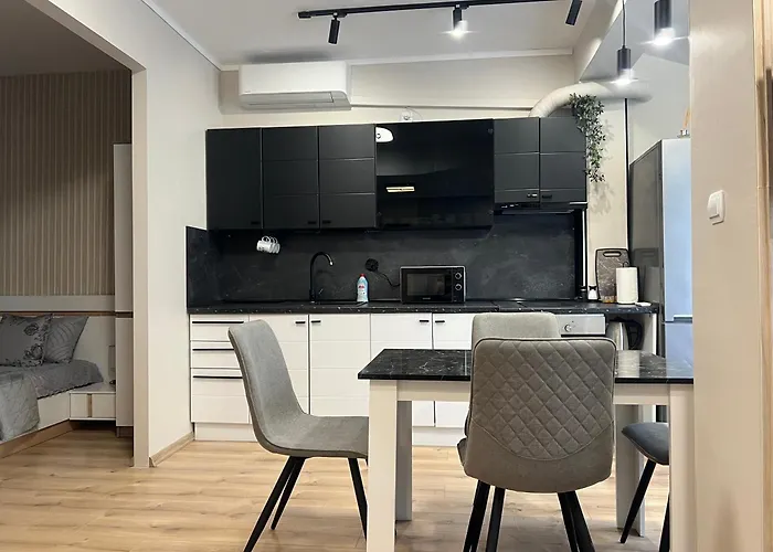 Apartman With Parking For Normal To Middle Sized Cars Várna